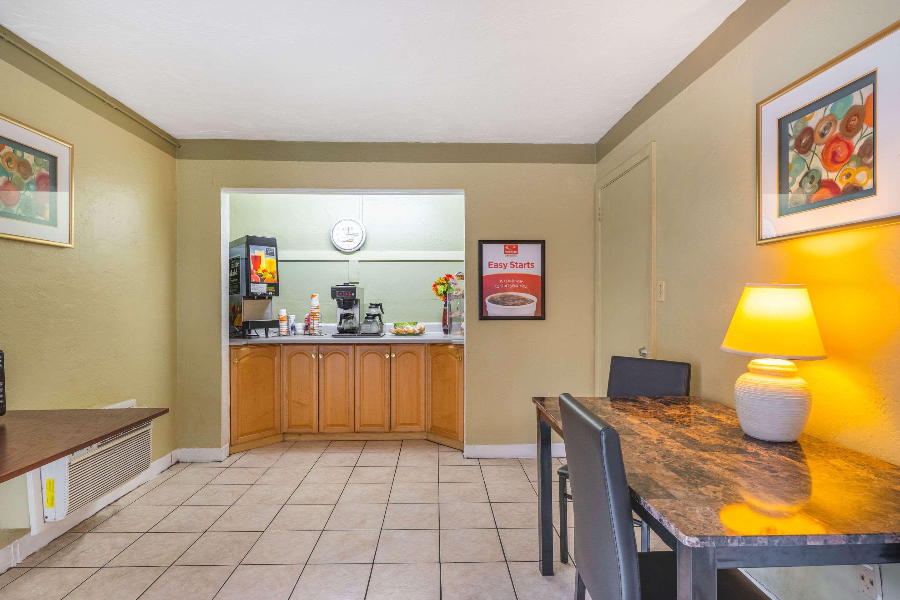 Econo Lodge University Gainesville Eksteriør bilde